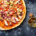 Wariacje na temat pizzy – skąd pochodzi?